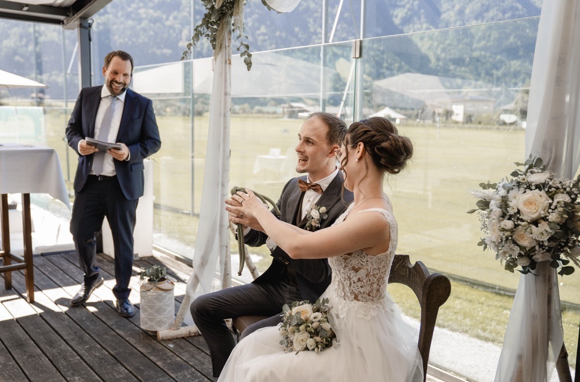 Seilritual bei der freien Trauung von Stephanie und Matthias